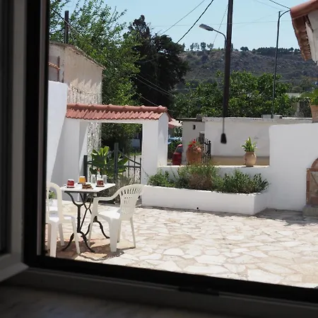 Holiday Ag.georgios Ferienhaus